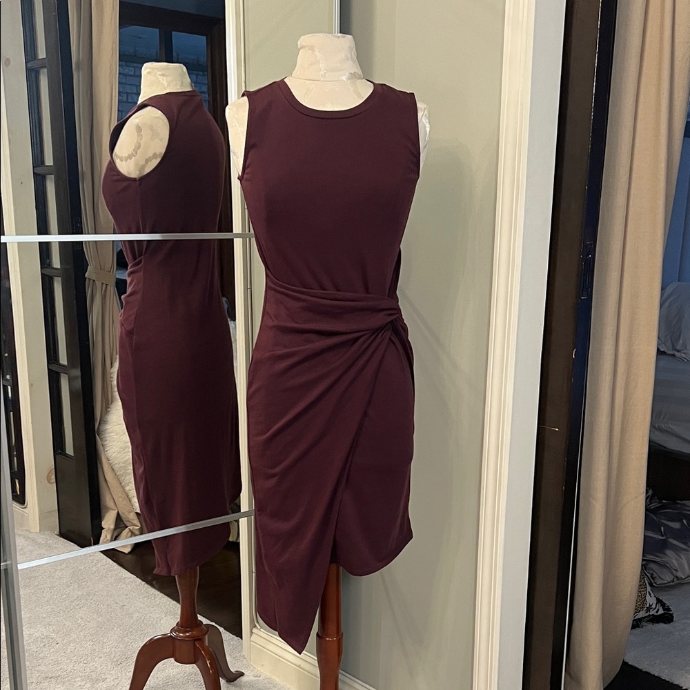 Trouvé Sleeveless‎ Twist-Waist Midi Dress in Plum